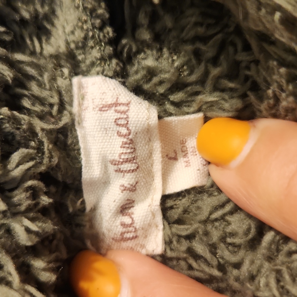 Hem & Thread Large Sage and white hooded sherpa pull over - Picture 2 of 3